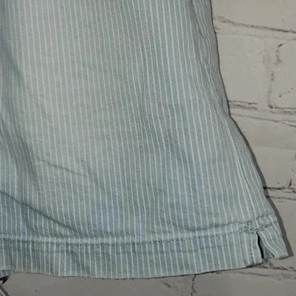 AE Denim High Waist Mom Shorts Blue w White Stripes Women's Size 16 - Picture 7 of 16